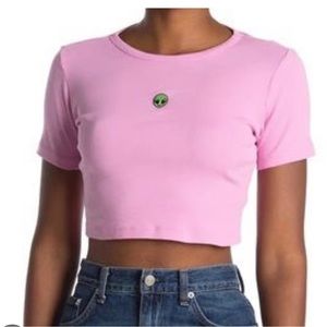 Top shop women’s brand new with tags Topshop crop top. Size 2. Alien face
